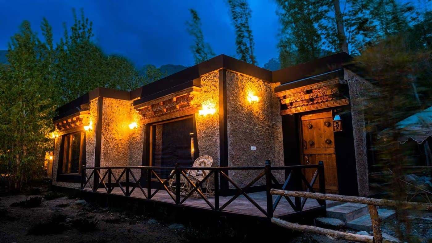Panah Earthen Retreat